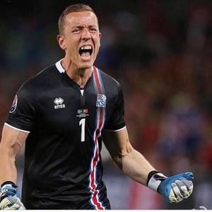 Meet your Posher, Lorianne